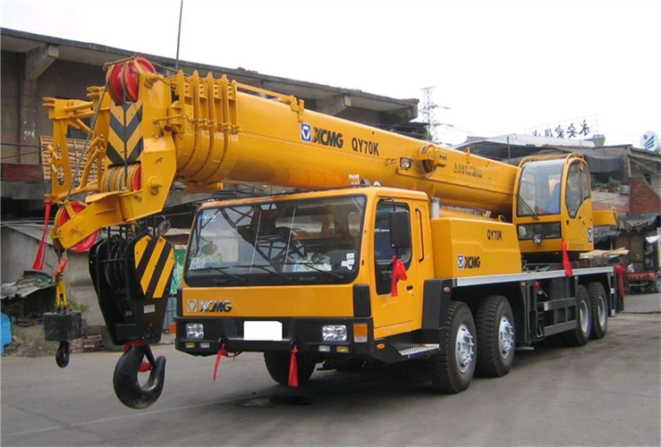 旬邑县吊车出租选择重点