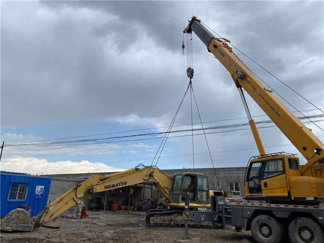 旬邑县25吨吊车的工作半径是多少？